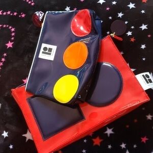 ESTEE Lauder makeup/accessories bags set of 2 NWOT